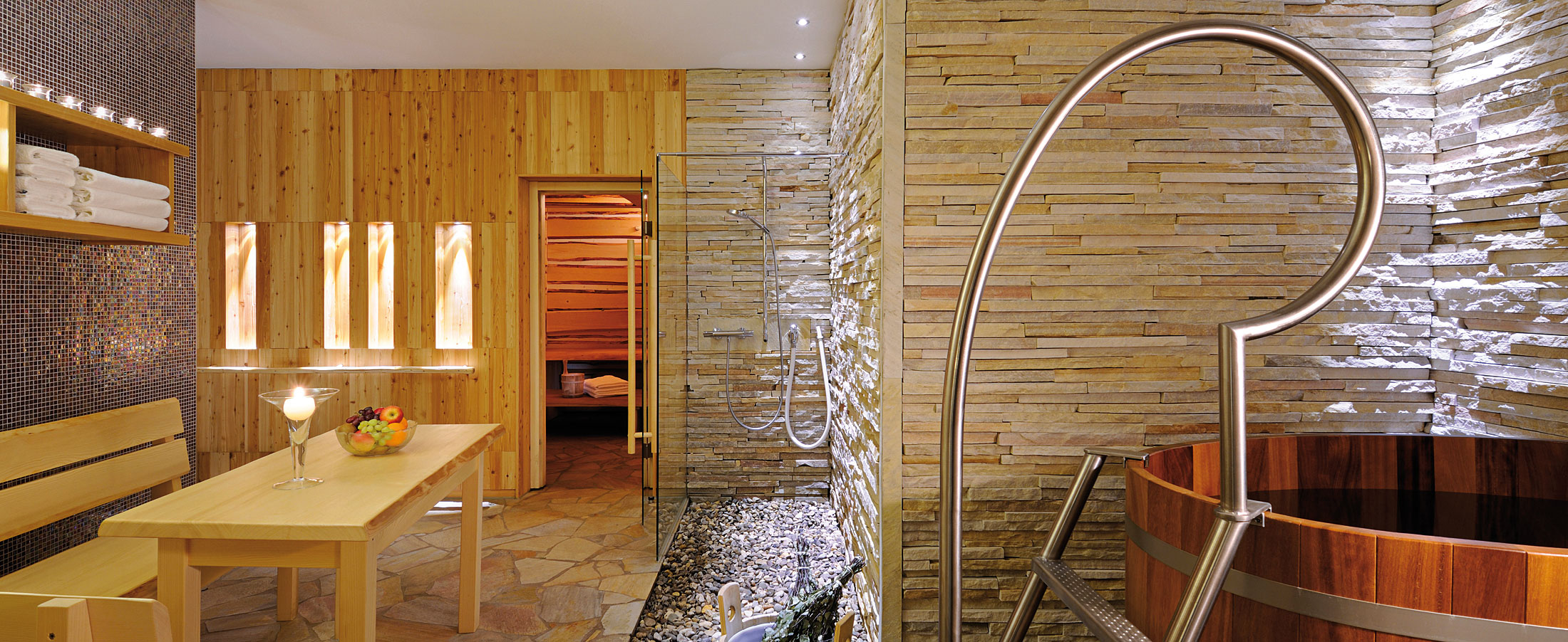 Wellnesshotels im Bayerischen Wald - Saunalandschaft Wellnesshotels im Bayerischen Wald - Saunalandschaft